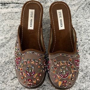 Steve Madden “Firey” Clogs